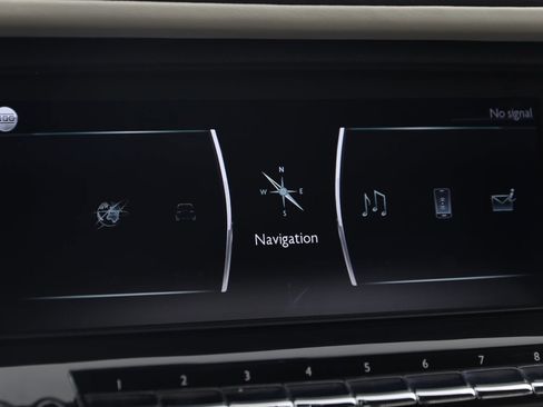 Used 2020 Rolls-Royce Cullinan image 52