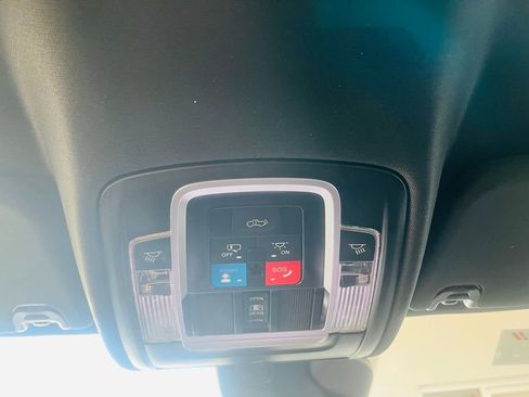 New 2025 RAM 1500 Limited image 39