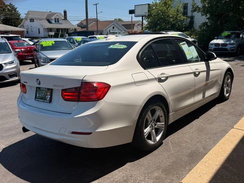 Used 2014 BMW 320i xDrive Sedan AWD/4WD image 4