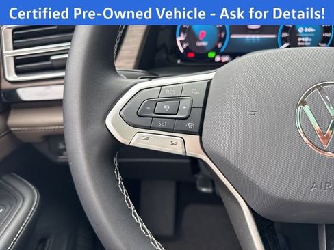 Certified 2025 Volkswagen Atlas SEL AWD/4WD image 19