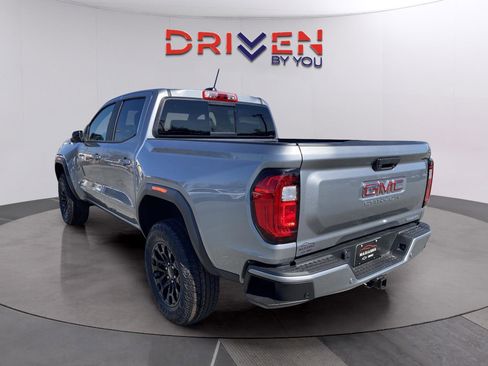 New 2026 GMC Canyon Elevation w/ Convenience Package image 3