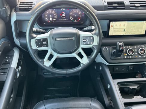 Used 2020 Land Rover Defender 110 HSE image 15