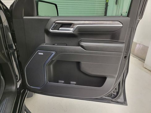 Used 2024 Chevrolet Silverado 1500 LTZ w/ Z71 Off-Road Package image 37