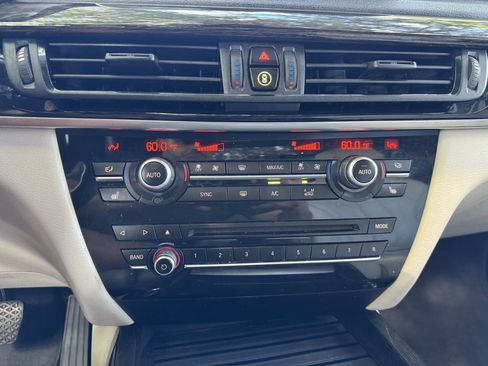 Used 2018 BMW X5 sDrive35i RWD image 21