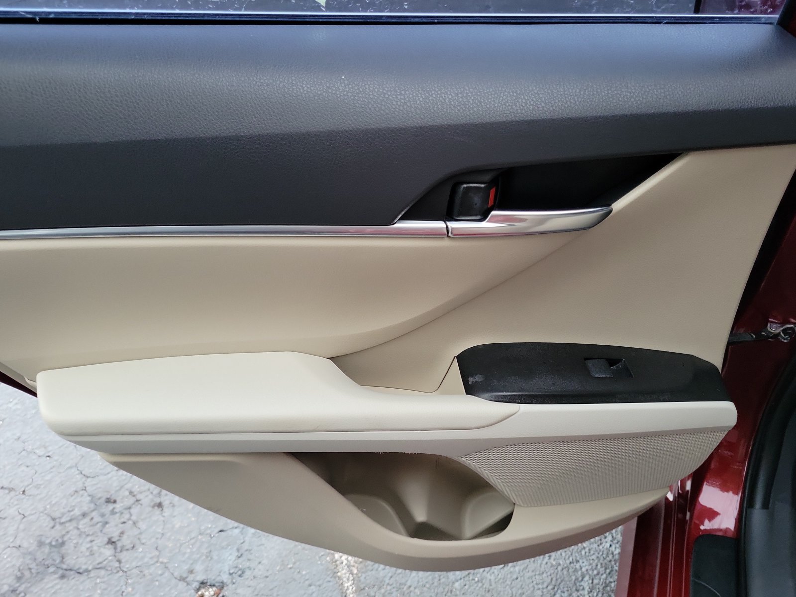 Used 2022 Toyota Camry LE FWD image 10
