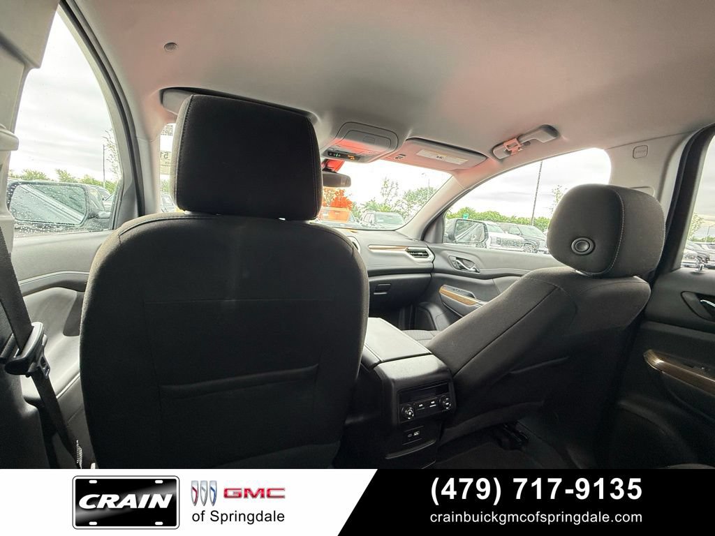 Used 2023 GMC Acadia SLE FWD image 25
