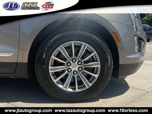 Used 2018 Cadillac XT5 Luxury w/ Driver Awareness Package AWD/4WD image 9