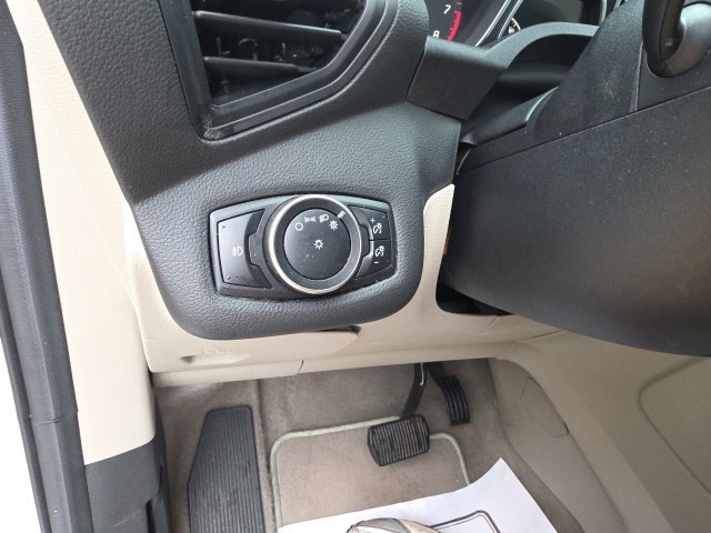 Used 2016 Ford Escape SE w/ Equipment Group 201A FWD image 14