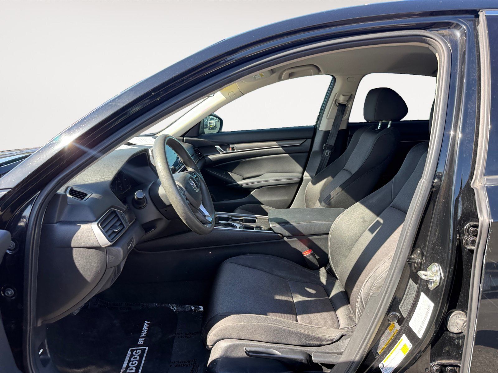 Used 2018 Honda Accord LX image 10
