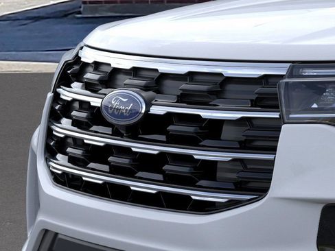 New 2026 Ford Explorer Active image 17