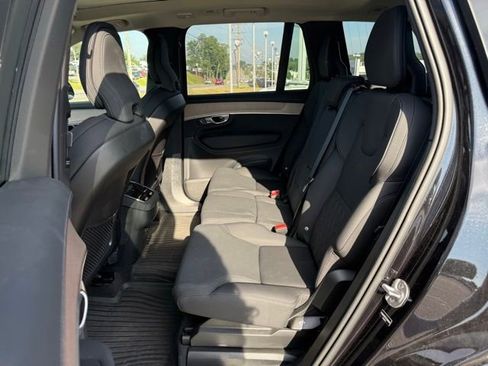 Used 2025 Volvo XC90 B6 Plus w/ Protection Package Premier AWD/4WD image 15