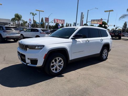 Used 2022 Jeep Grand Cherokee L Limited RWD image 3