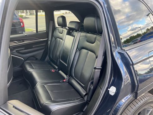 Used 2024 Jeep Grand Cherokee Limited 4xe AWD/4WD image 61
