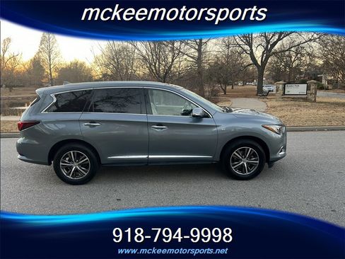 Used 2017 INFINITI QX60 AWD w/ Premium Plus Package image 2