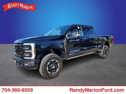 New 2026 Ford F250 Platinum w/ Tremor Off-Road Package