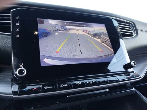 Used 2023 Jeep Wagoneer L Series II image 17