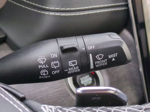 Used 2022 Jeep Grand Cherokee Overland image 27