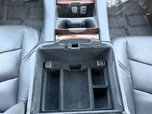 Used 2020 Cadillac Escalade ESV 2WD image 51