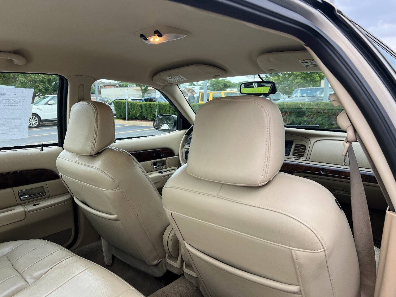 Used 2010 Mercury Grand Marquis LS RWD image 26