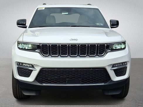 New 2025 Jeep Grand Cherokee Limited image 2