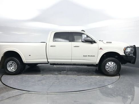 Used 2020 RAM 3500 Limited image 12