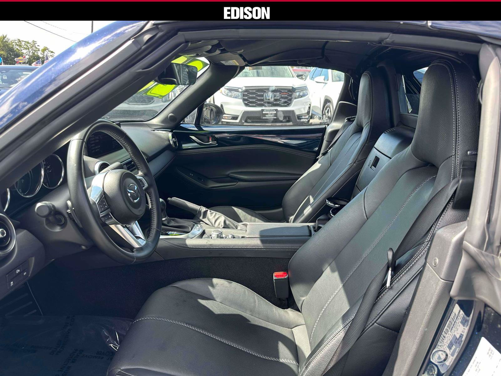Used 2025 MAZDA MX-5 Miata RF Grand Touring RWD image 14