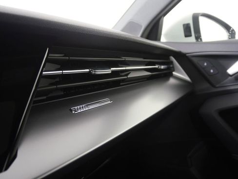 Used 2024 Audi A3 2.0T Premium image 28