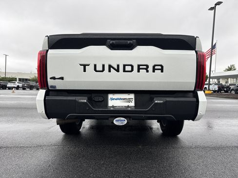 Used 2024 Toyota Tundra SR5 w/ SR5 Premium Package AWD/4WD image 9