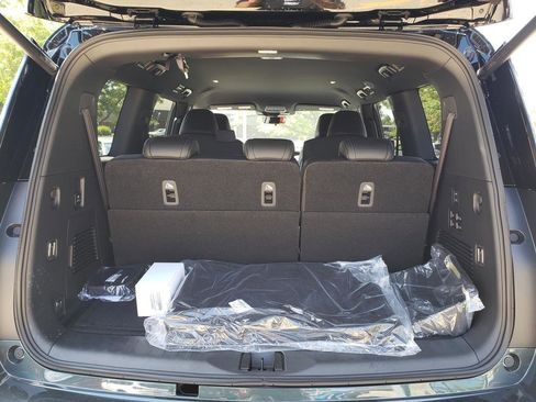 New 2025 Nissan Armada PRO-4X image 6