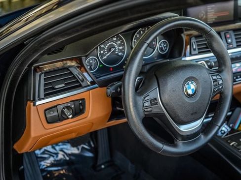 Used 2015 BMW 435i Convertible w/ Luxury Line RWD image 30