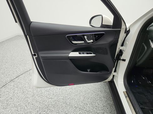 Certified 2026 Mercedes-Benz GLC 300 image 14