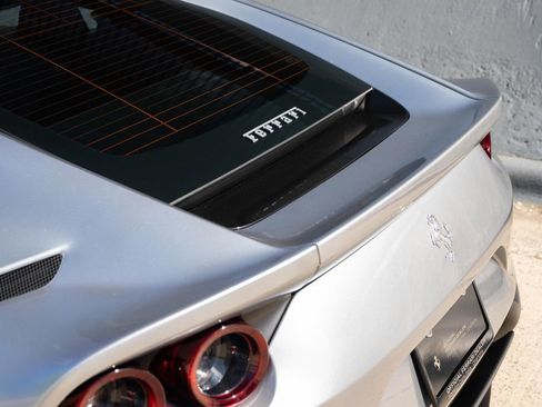 Certified 2019 Ferrari 812 Superfast Base image 21