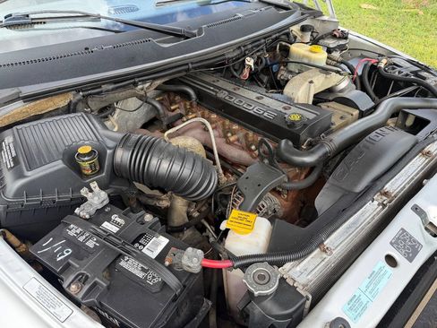 Used 2002 Dodge Ram 3500 Truck 2WD Regular Cab image 6