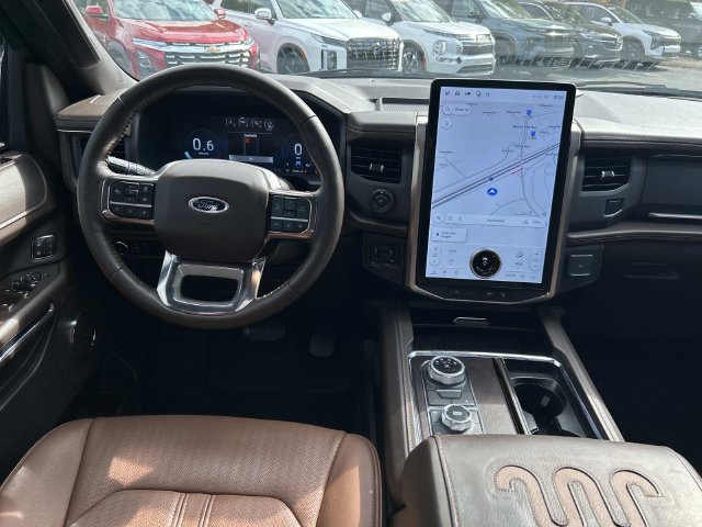 Used 2024 Ford Expedition Max King Ranch AWD/4WD image 18