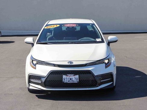 Certified 2021 Toyota Corolla SE w/ Carpet Mat Package (TMS) FWD image 2
