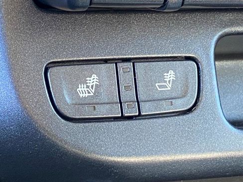 Used 2018 Chevrolet Colorado LT w/ Luxury Package, Chrome image 17