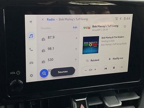 Used 2025 Toyota Corolla LE image 28