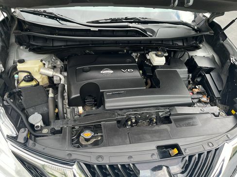 Used 2017 Nissan Murano SL AWD/4WD image 14