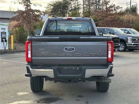 Used 2024 Ford F350 XL w/ FX4 Off-Road Package image 3