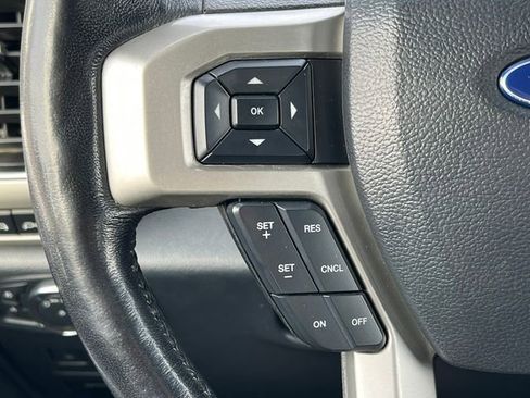 Certified 2022 Ford F450 Lariat w/ Lariat Ultimate Package image 33