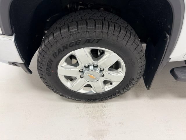 Used 2021 Chevrolet Silverado 2500 LTZ w/ LTZ Premium Package AWD/4WD image 18
