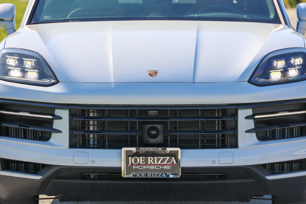 Certified 2026 Porsche Cayenne Coupe AWD/4WD image 23