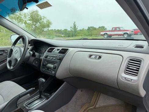 Used 2002 Honda Accord EX image 12