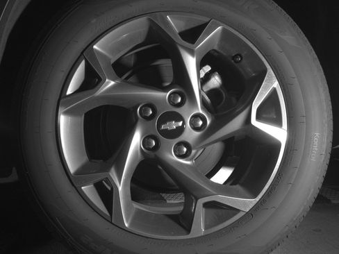 Used 2025 Chevrolet Trax LT w/ LT Convenience Package FWD image 14