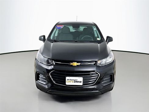 Used 2020 Chevrolet Trax LS w/ Tint and Cruise Package image 4