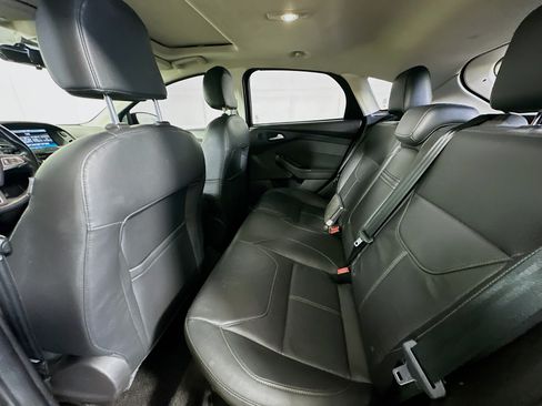 Used 2015 Ford Focus Titanium FWD image 26