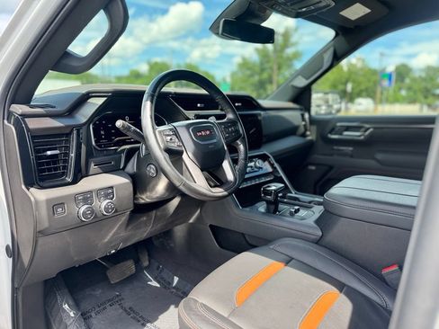 Used 2025 GMC Sierra 1500 AT4 AWD/4WD image 14