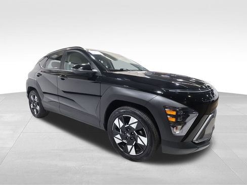 Used 2025 Hyundai Kona SEL image 6