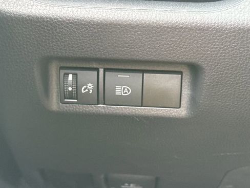 Used 2025 Toyota RAV4 LE image 31