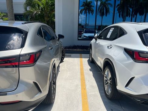 Certified 2025 Lexus NX 350 F Sport AWD/4WD image 5
